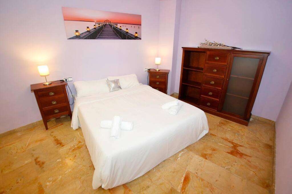 Castanos Apartment With Ac 阿利坎特 外观 照片